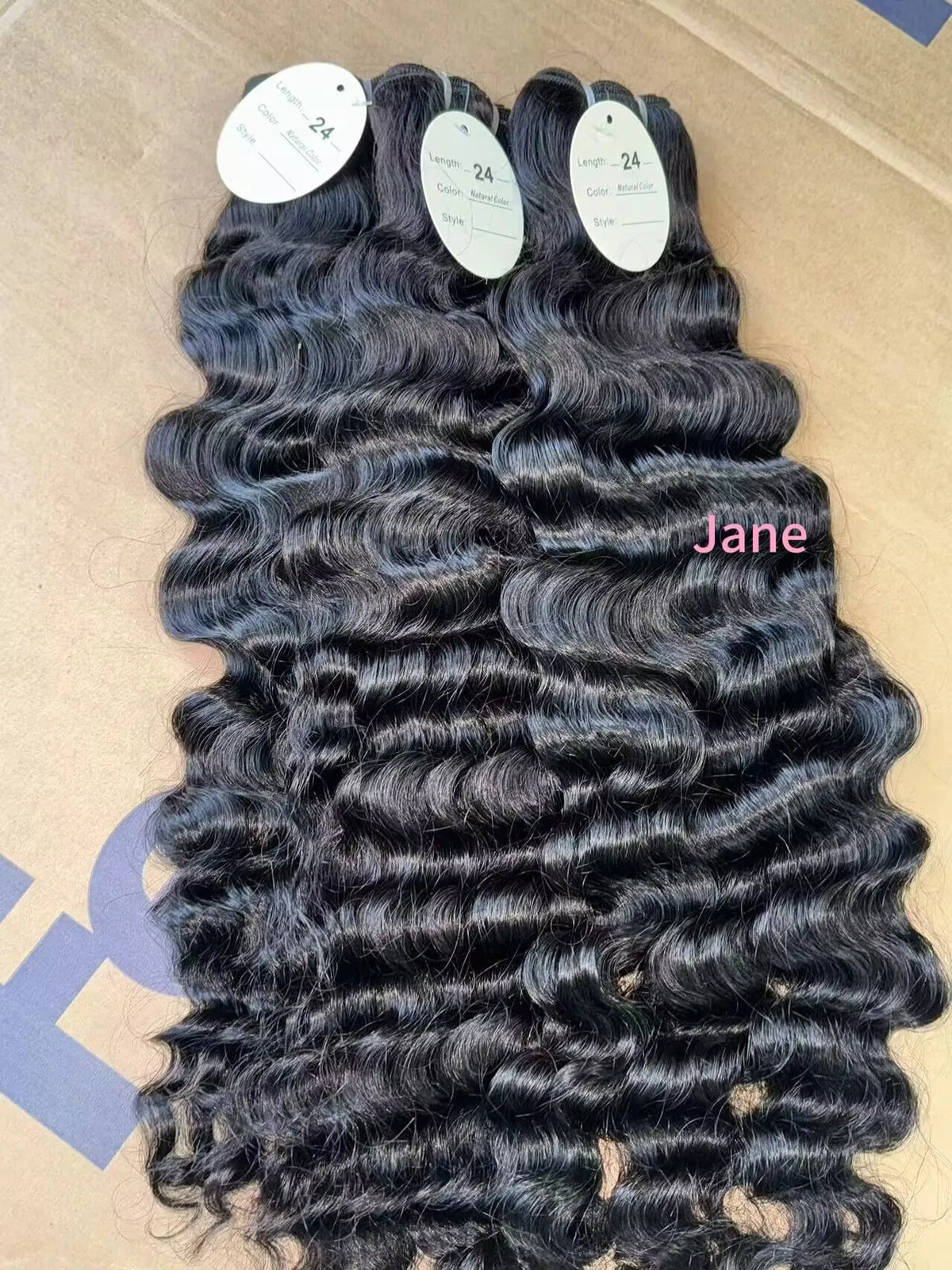 Hot Sale Natural Wave 100% Human Raw Vietnamese Hair Bundles Vendor Wholesale Indian Curly Cuticle Aligned Virgin Hair for Salon