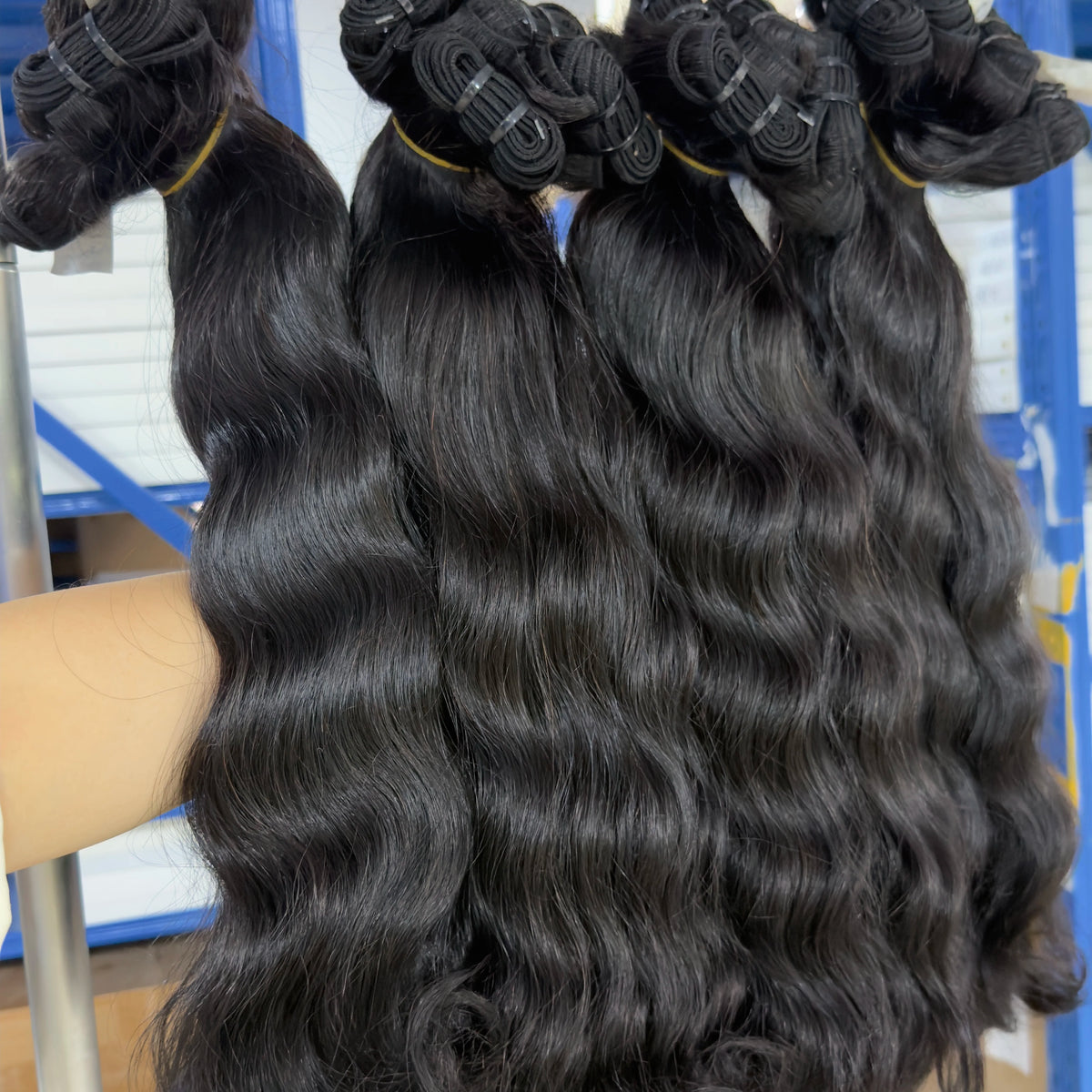 Wholesale Indian Curly Raw Hair Cuticle Aligned Cambodian Curly Hair Unprocessed Natural Wave Human Hair Bundles