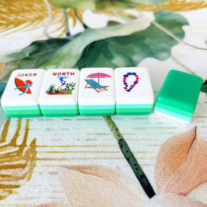 Custom-made Portable Luxury American Mahjong Tiles Set with Engraving for Family Gatherings and Entertainment