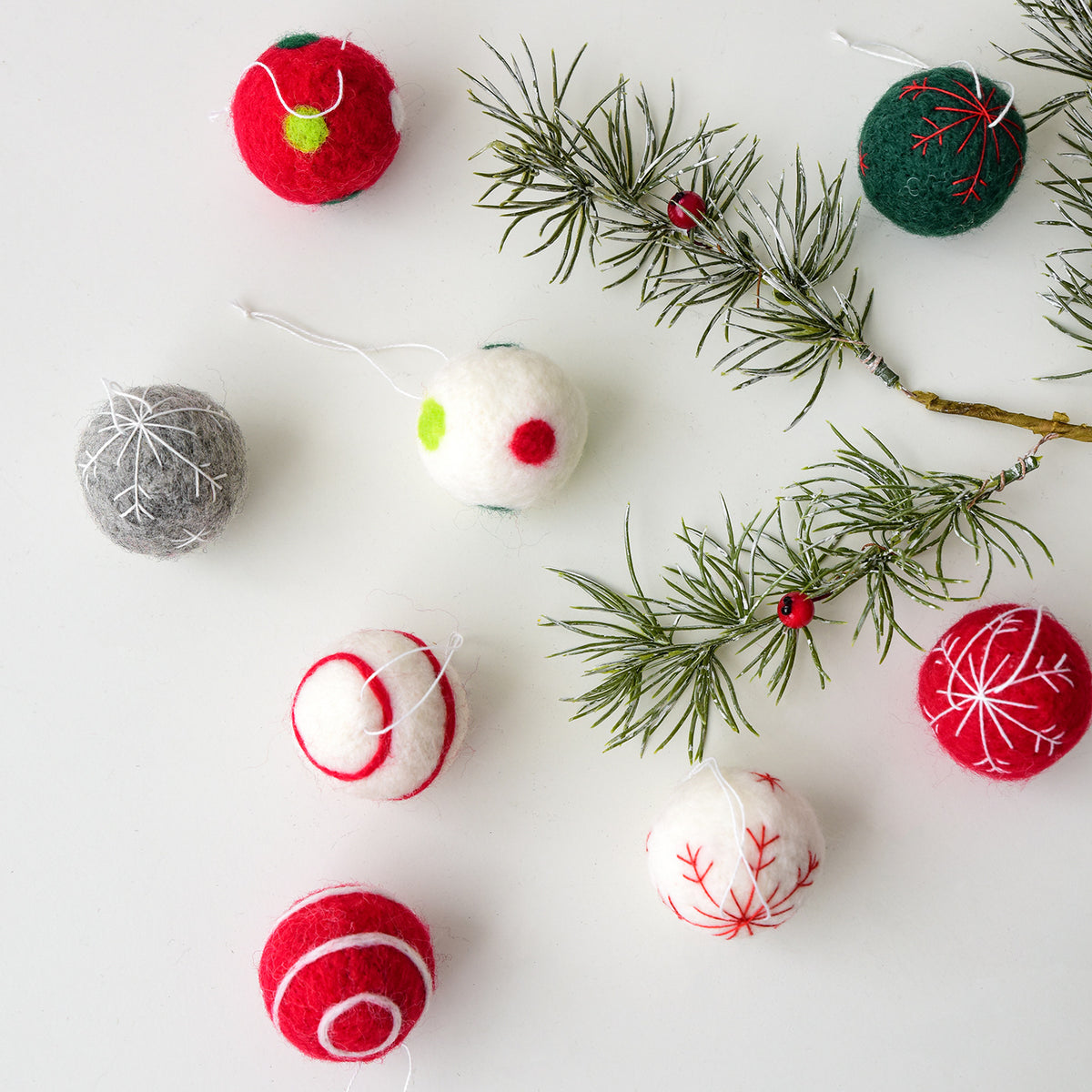 Nuchi Cross-Border Christmas Decorations Wool Felt Christmas Balls Snowflake Christmas Balls Christmas Tree Decoration Balls Hanging
