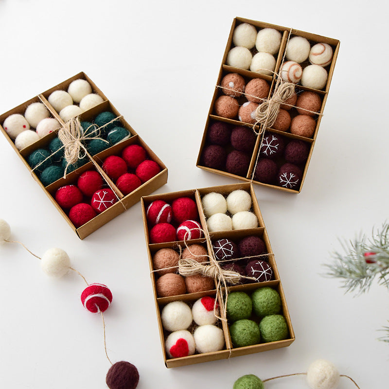 NUCHI Cross Border Christmas Decorations Wool Felt 24 Pieces suit Christmas Ball Christmas Scene Decorations Pendant