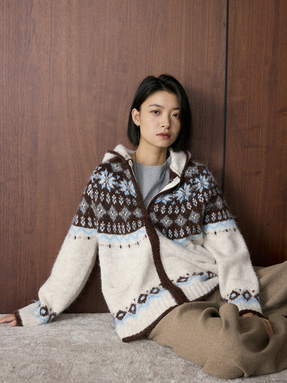 Louvre Winter New Korean Style Retro Lazy Style Jacquard Hooded Knitted Wool Sweater Loose Warm Top for Women