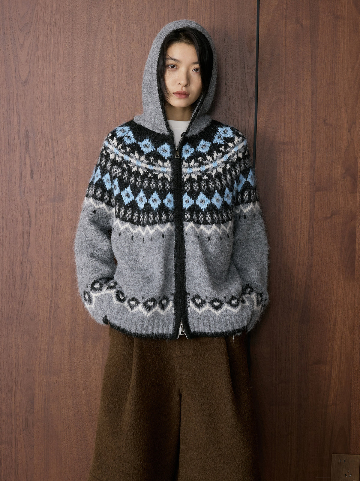 Louvre Winter New Korean Style Retro Lazy Style Jacquard Hooded Knitted Wool Sweater Loose Warm Top for Women