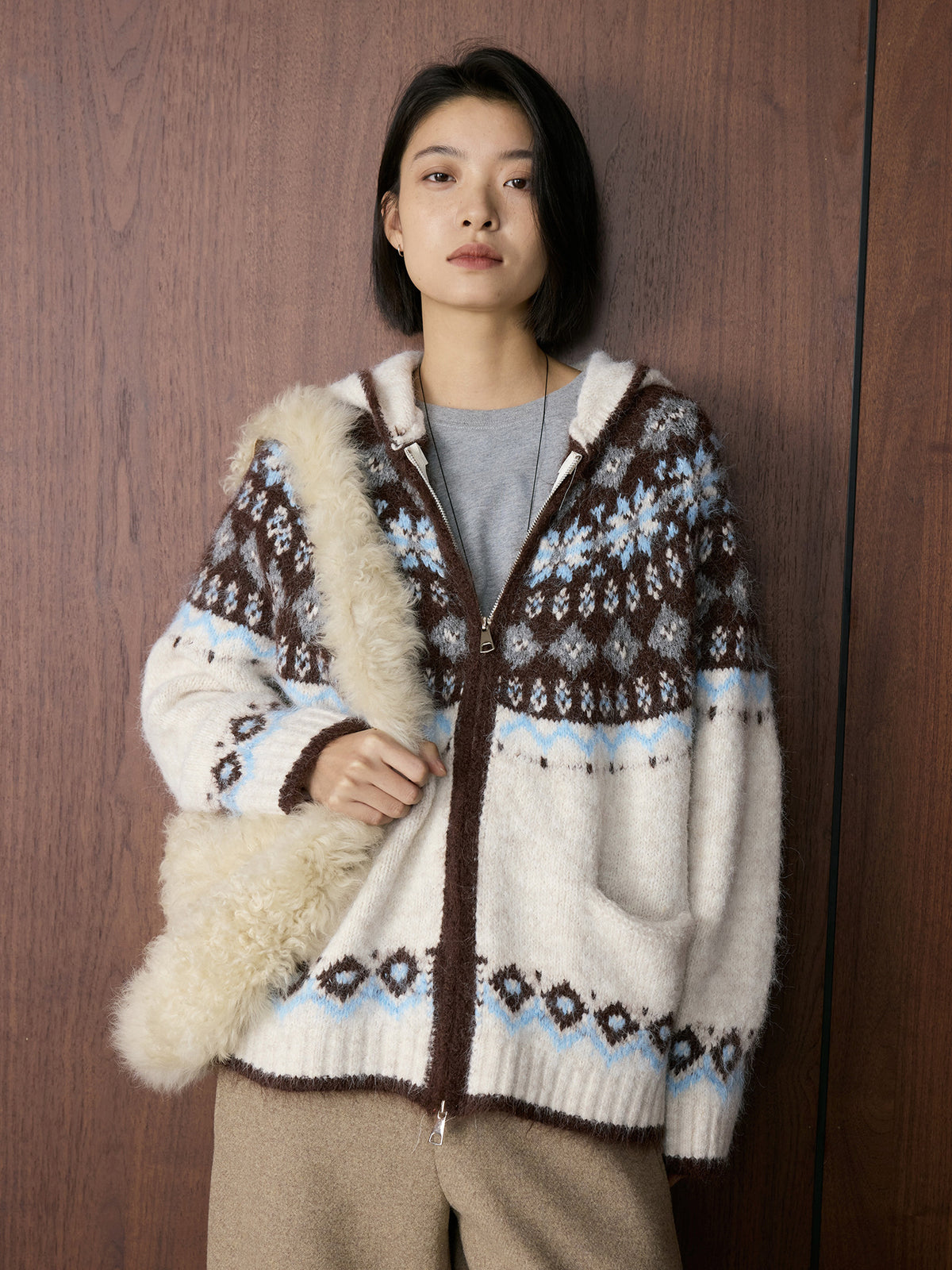 Louvre Winter New Korean Style Retro Lazy Style Jacquard Hooded Knitted Wool Sweater Loose Warm Top for Women