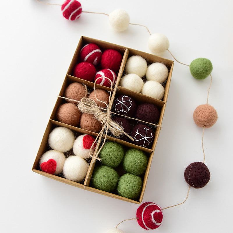 NUCHI Cross Border Christmas Decorations Wool Felt 24 Pieces suit Christmas Ball Christmas Scene Decorations Pendant