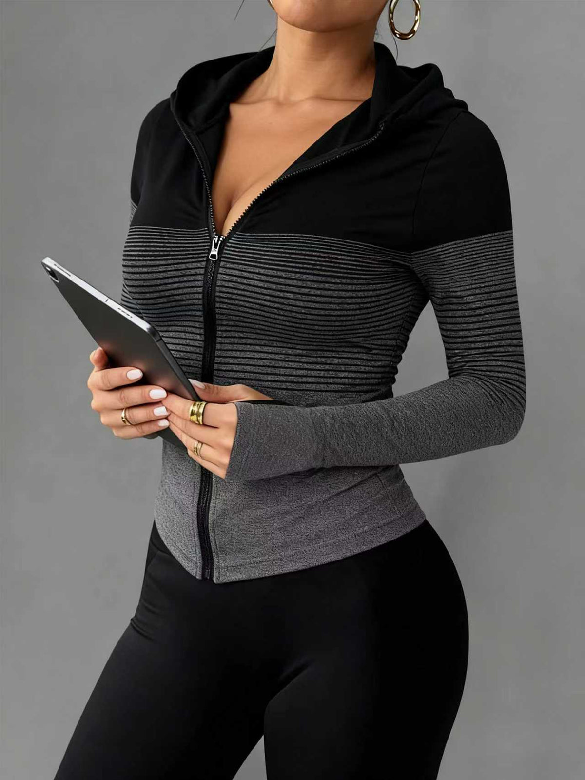 1Pcs Seamless Women's Sports Tight Jacket Jacket Zipper Hooded Sports Cycling and Other Sports Scenes