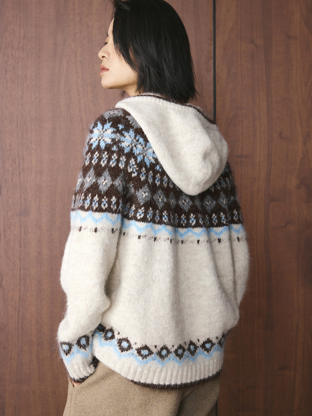 Louvre Winter New Korean Style Retro Lazy Style Jacquard Hooded Knitted Wool Sweater Loose Warm Top for Women