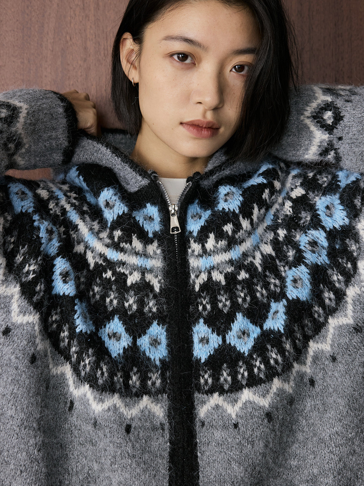 Louvre Winter New Korean Style Retro Lazy Style Jacquard Hooded Knitted Wool Sweater Loose Warm Top for Women