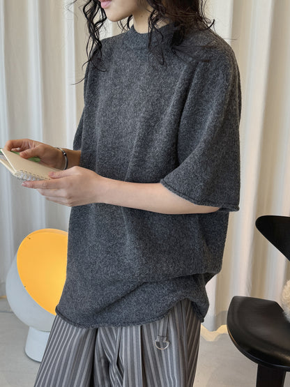Louvre Early Spring New Korean Style Simple Round Neck Knitted Slightly Curled Sweater Soft and Comfortable Casual Top for Women
