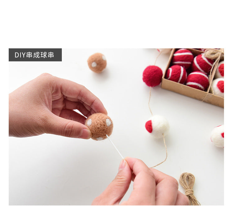 NUCHI Cross Border Christmas Decorations Wool Felt 24 Pieces suit Christmas Ball Christmas Scene Decorations Pendant