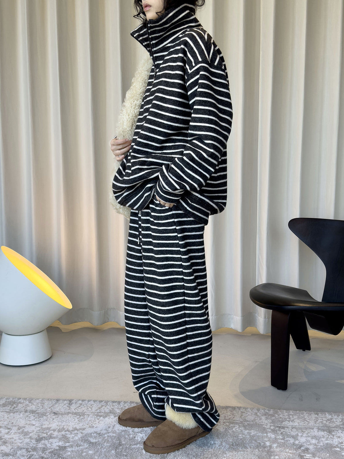 Louvre Winter New Korean Retro Lazy Style Contrasting Stripesd High-Neck Zipper Sweatshirt Warm and Comfortable Top for Women