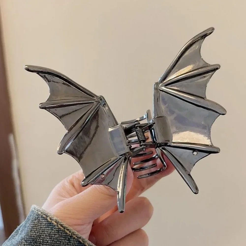 Halloween Alloy Bat Hair Claw Clips Y2K Gothic Style Metal Shark Clamp Girls Holiday Hair Accessories