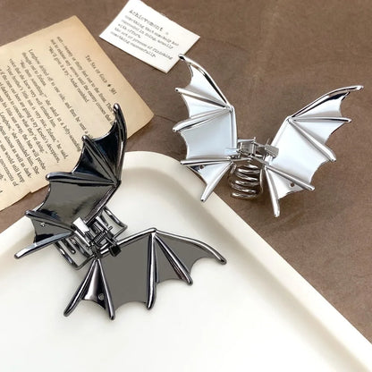 Halloween Alloy Bat Hair Claw Clips Y2K Gothic Style Metal Shark Clamp Girls Holiday Hair Accessories