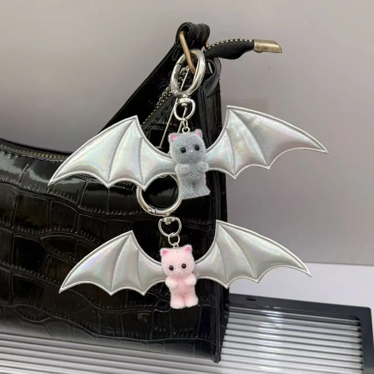 Cross border Sweet Cool Hot Girl Little Bear Wings KeychainBlack and WhiteBat BagPendant MobilePhoneHanger Halloween Accessories